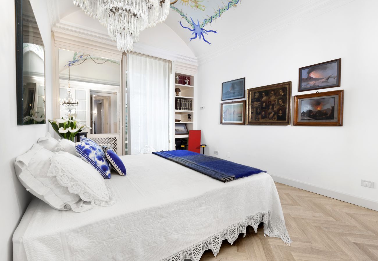 Villa in Sorrento - AMORE RENTALS - Villa Sofia with Terrace and Air Conditioning