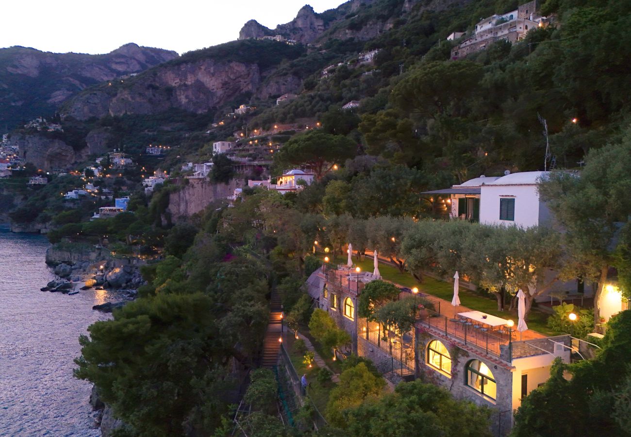 Villa in Positano - AMORE RENTALS - Villa Lo Scoglio with Direct Sea Access and Garden