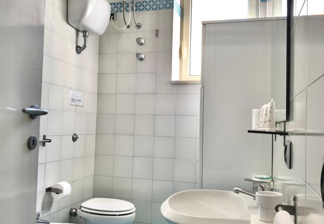 Villa in Massa Lubrense - AMORE RENTALS - Villa Stone on the Sea with Private Pool and Garden Villa in Massa Lubrense - AMORE RENTALS - Villa Stone on the Sea with Private Pool and Garden