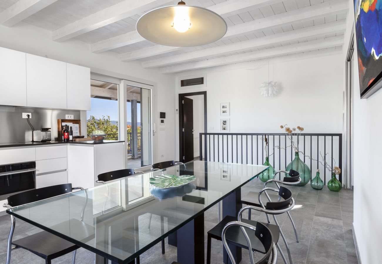 Villa in Campagnatico - AMORE RENTALS - Villa Ambretta with Private Swimming Pool, Garden and Barbecue