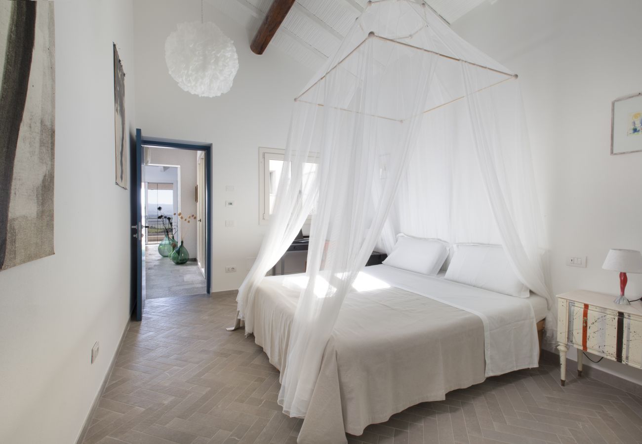 Villa in Campagnatico - AMORE RENTALS - Villa Ambretta with Private Swimming Pool, Garden and Barbecue
