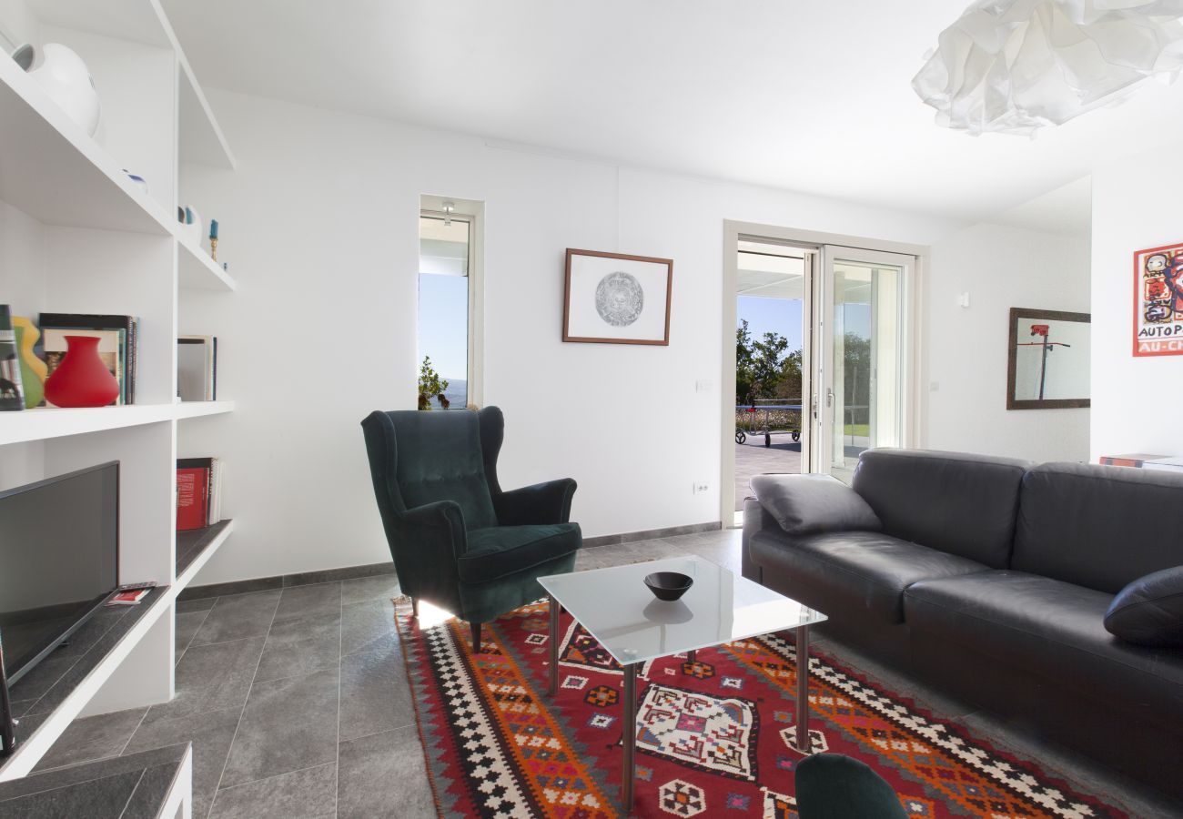 Villa in Campagnatico - AMORE RENTALS - Villa Ambretta with Private Swimming Pool, Garden and Barbecue