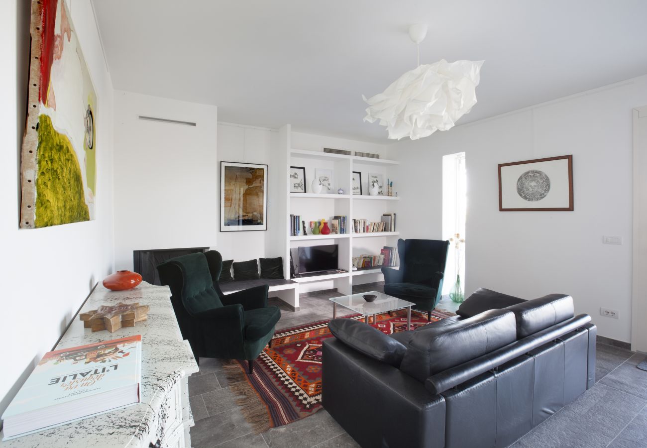 Villa in Campagnatico - AMORE RENTALS - Villa Ambretta with Private Swimming Pool, Garden and Barbecue