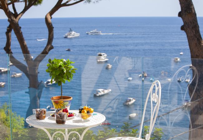 Villa in Nerano - AMORE RENTALS - Villa Iside with Private Pool, Sea View, Jacuzzi and Parking Villa in Nerano - AMORE RENTALS - Villa Iside with Private Pool, Sea View, Jacuzzi and Parking