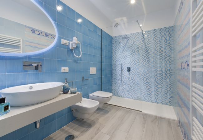 Villa in Nerano - AMORE RENTALS - Villa Iside with Private Pool, Sea View, Jacuzzi and Parking Villa in Nerano - AMORE RENTALS - Villa Iside with Private Pool, Sea View, Jacuzzi and Parking