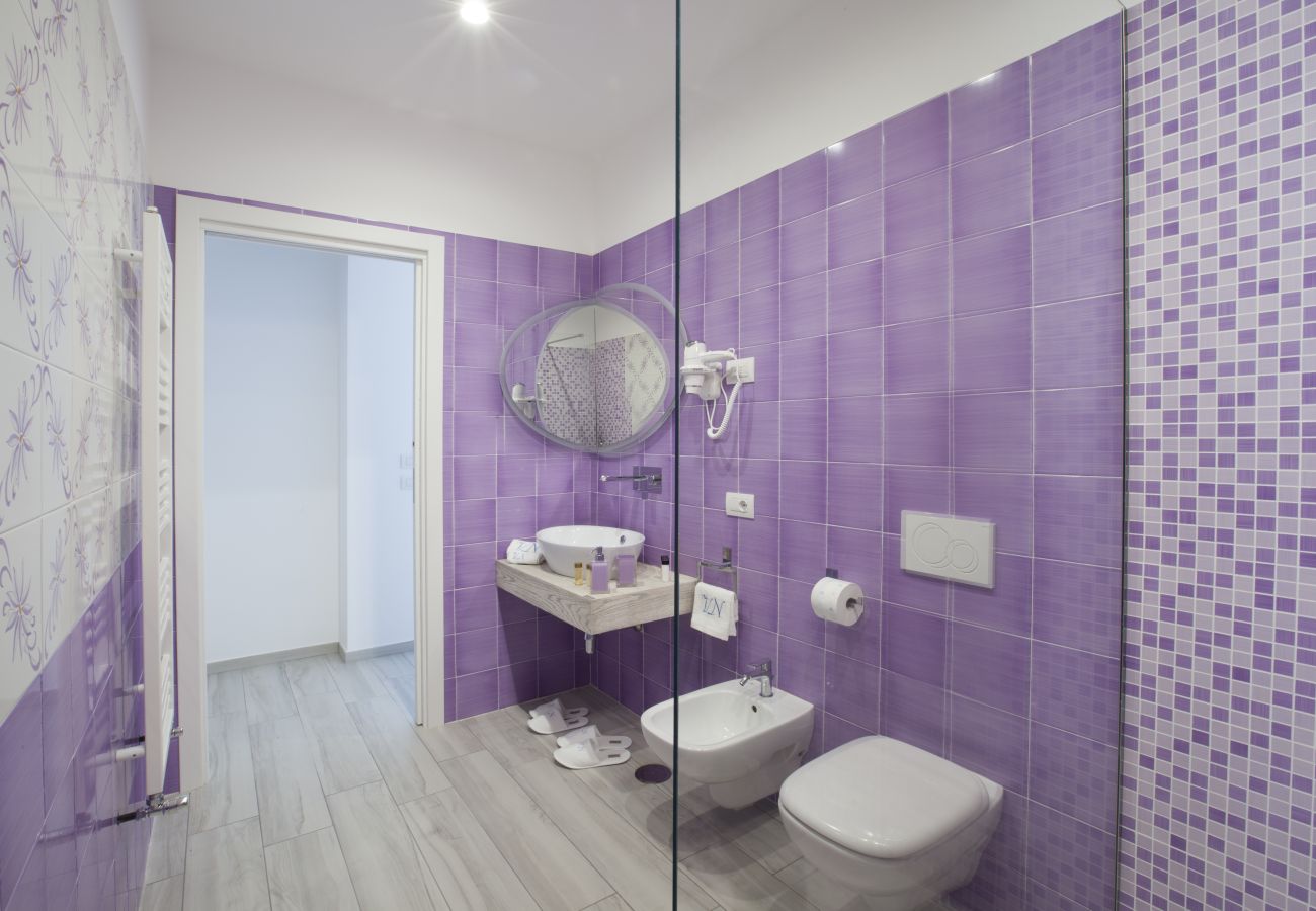 Villa in Nerano - AMORE RENTALS - Villa Iside with Private Pool, Sea View, Jacuzzi and Parking