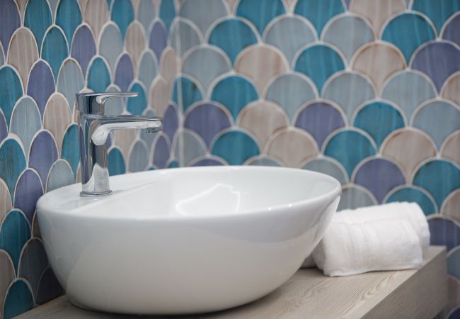 House in Positano - AMORE RENTALS - Casa Volte Alte with External Tub, Sea View and Terrace House in Positano - AMORE RENTALS - Casa Volte Alte with External Tub, Sea View and Terrace