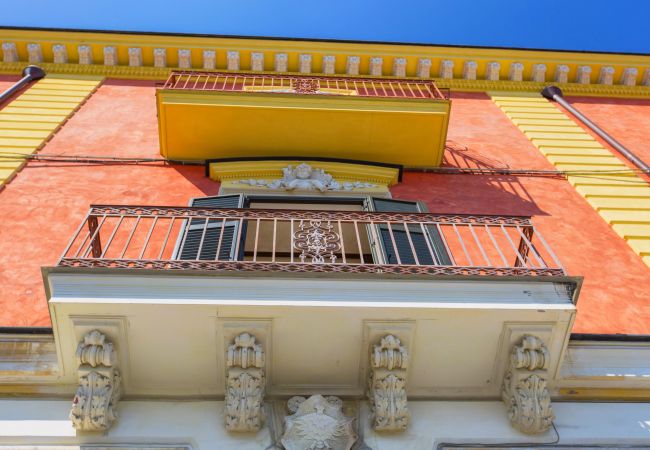House in Positano - AMORE RENTALS - Casa Volte Alte with External Tub, Sea View and Terrace House in Positano - AMORE RENTALS - Casa Volte Alte with External Tub, Sea View and Terrace