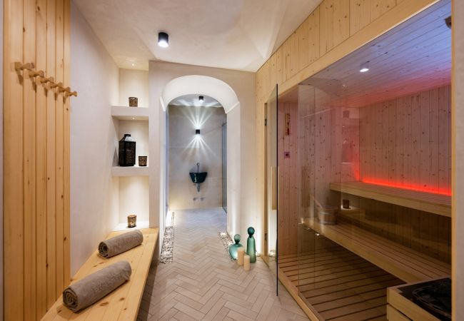 Villa in Praiano - AMORE RENTALS - Villa Mare Blu with Internal Heated Pool, Sea View and Breakfast Villa in Praiano - AMORE RENTALS - Villa Mare Blu with Internal Heated Pool, Sea View and Breakfast