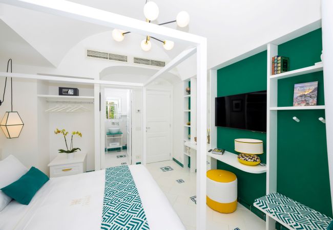 Villa in Praiano - AMORE RENTALS - Villa Mare Blu with Internal Heated Pool, Sea View and Breakfast Villa in Praiano - AMORE RENTALS - Villa Mare Blu with Internal Heated Pool, Sea View and Breakfast