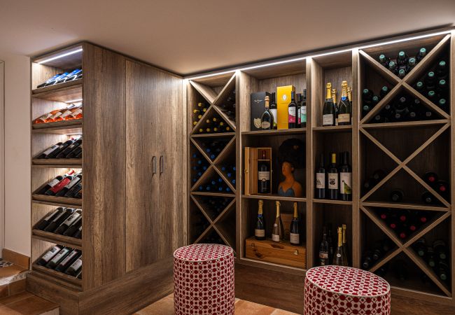 Villa in Praiano - AMORE RENTALS - Villa Mare Blu with Internal Heated Pool, Sea View and Breakfast Villa in Praiano - AMORE RENTALS - Villa Mare Blu with Internal Heated Pool, Sea View and Breakfast