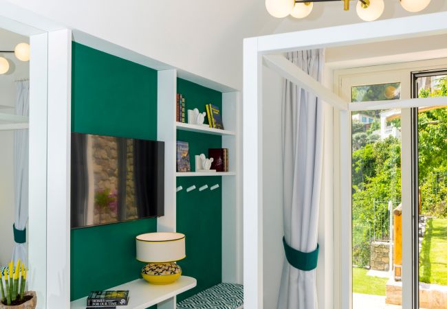 Villa in Praiano - AMORE RENTALS - Villa Mare Blu with Internal Heated Pool, Sea View and Breakfast Villa in Praiano - AMORE RENTALS - Villa Mare Blu with Internal Heated Pool, Sea View and Breakfast