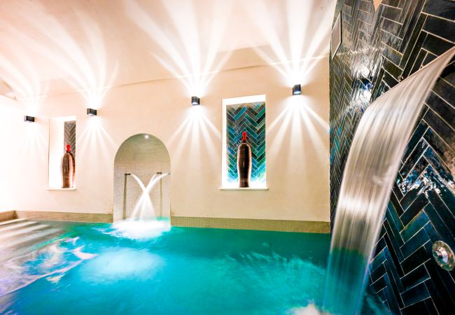 Villa in Praiano - AMORE RENTALS - Villa Mare Blu with Internal Heated Pool, Sea View and Breakfast Villa in Praiano - AMORE RENTALS - Villa Mare Blu with Internal Heated Pool, Sea View and Breakfast