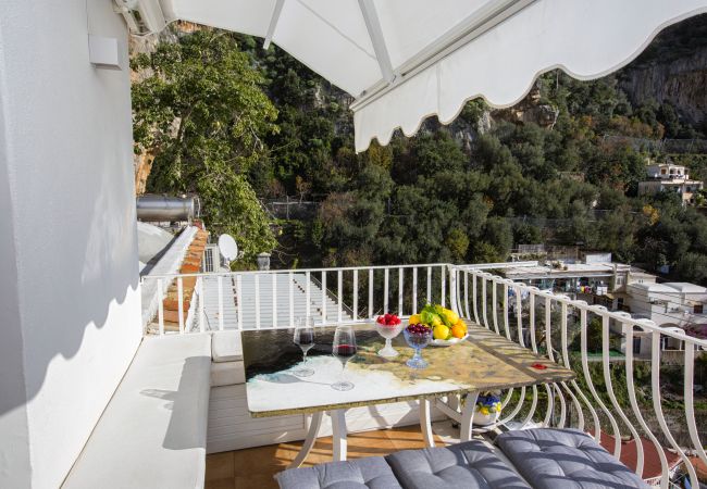House in Positano - AMORE RENTALS - Casa Paradisea with Sea View Terraces  House in Positano - AMORE RENTALS - Casa Paradisea with Sea View Terraces