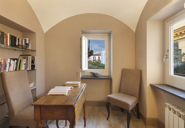 Apartment in Sorrento - AMORE RENTALS - Maison De Charme with Terraces Apartment in Sorrento - AMORE RENTALS - Maison De Charme with Terraces