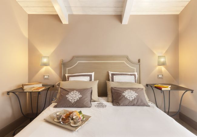 Apartment in Sorrento - AMORE RENTALS - Maison De Charme with Terraces Apartment in Sorrento - AMORE RENTALS - Maison De Charme with Terraces