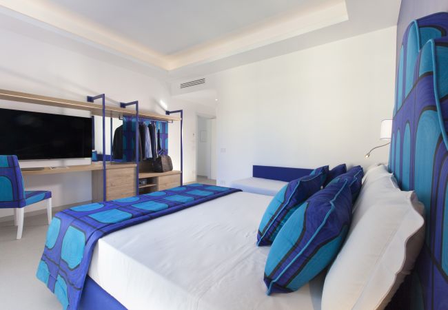 Apartment in Sorrento - AMORE RENTALS - Appartamento Luis 2.11 with Air Conditioning Apartment in Sorrento - AMORE RENTALS - Appartamento Luis 2.11 with Air Conditioning