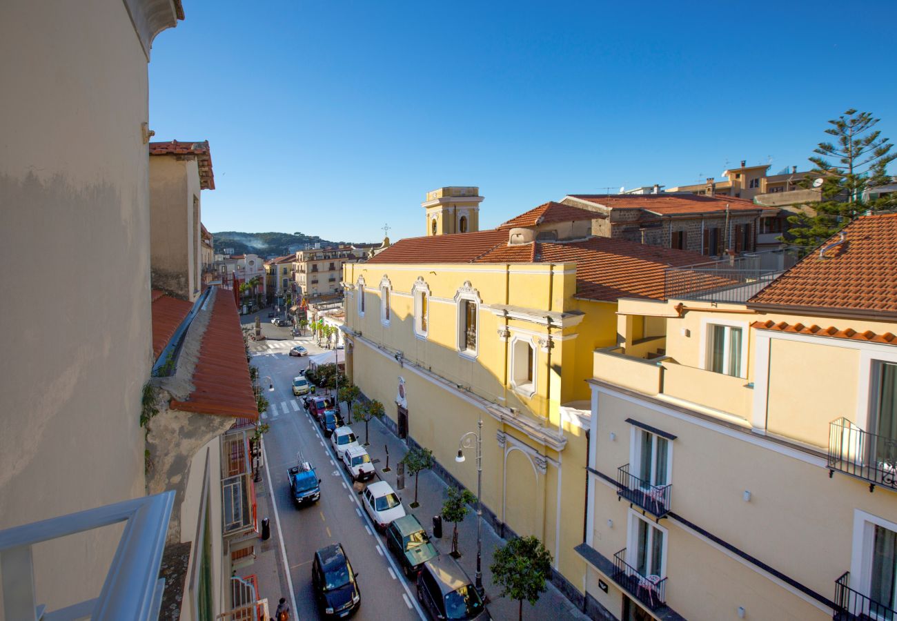 Apartment in Sorrento - AMORE RENTALS - Appartamento Luis 2.11 with Air Conditioning