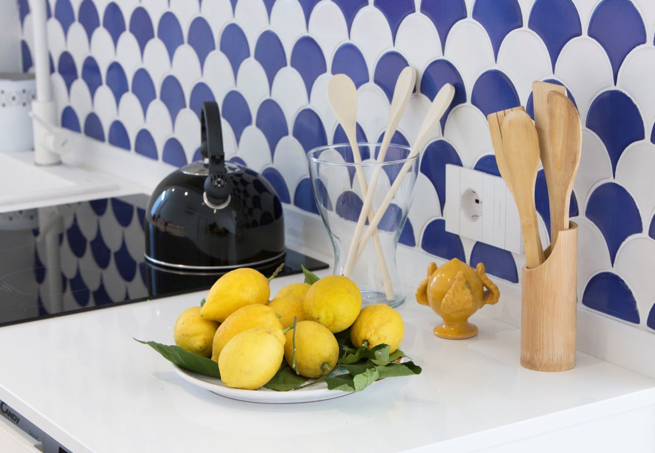 Apartment in Sorrento - AMORE RENTALS - Appartamento Luis 2.11 with Air Conditioning