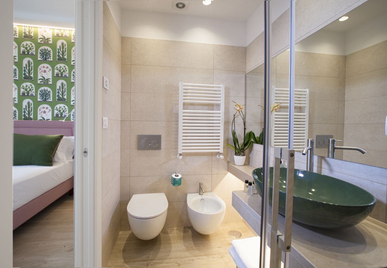 Villa in Massa Lubrense - AMORE RENTALS - Resort Ravenna - The Villa with Private Swimming Pool, Hot Tub, Ideal for Events