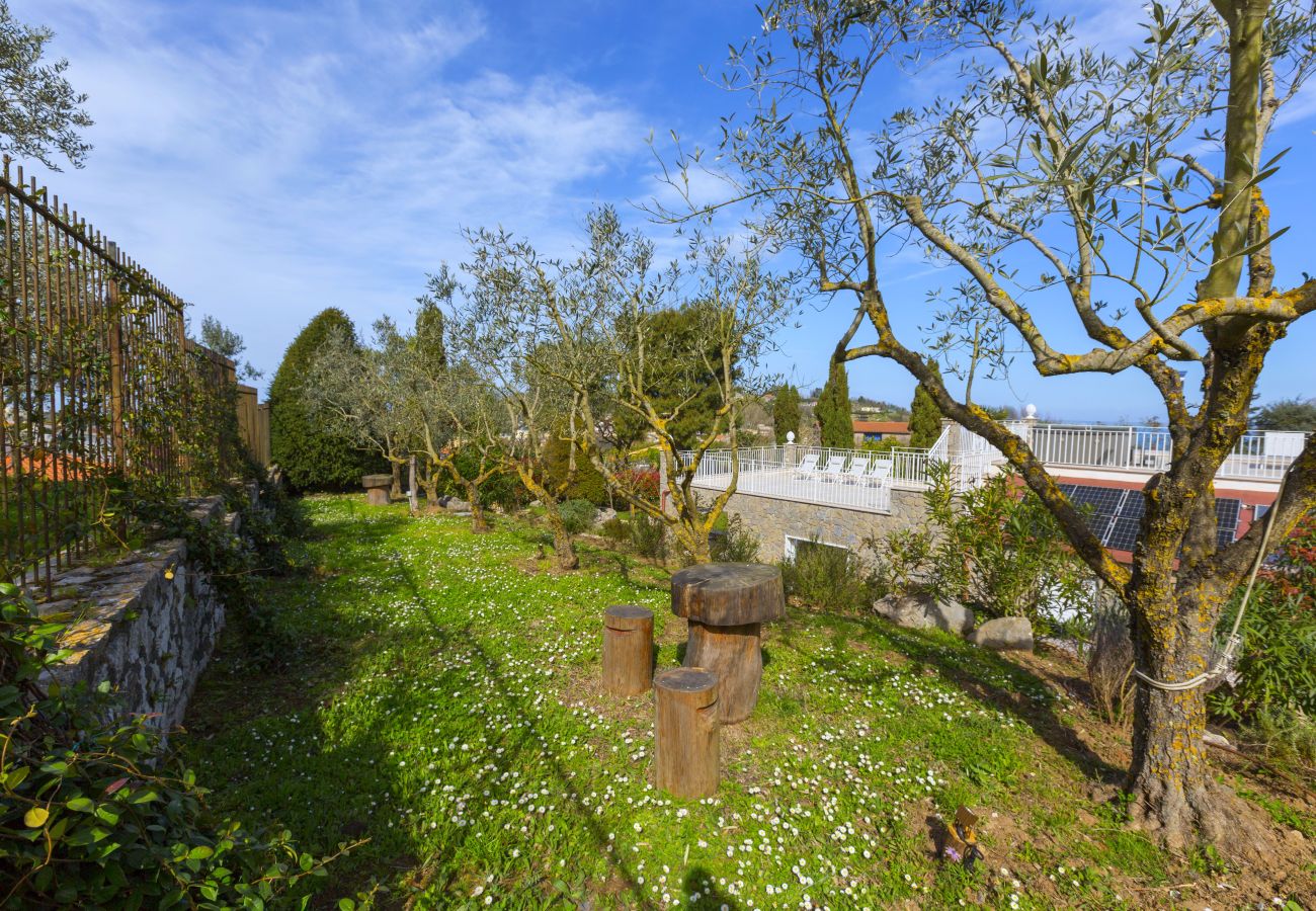 Villa in Massa Lubrense - AMORE RENTALS - Resort Ravenna - The Villa with Private Swimming Pool, Hot Tub, Ideal for Events