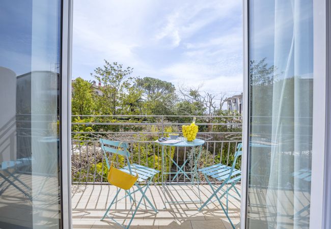 Villa in Massa Lubrense - AMORE RENTALS - Resort Ravenna - Villa Cavaliere with Terrace, Shared Swimming Pool, Ideal for Events Villa in Massa Lubrense - AMORE RENTALS - Resort Ravenna - Villa Cavaliere with Terrace, Shared Swimming Pool, Ideal for Events