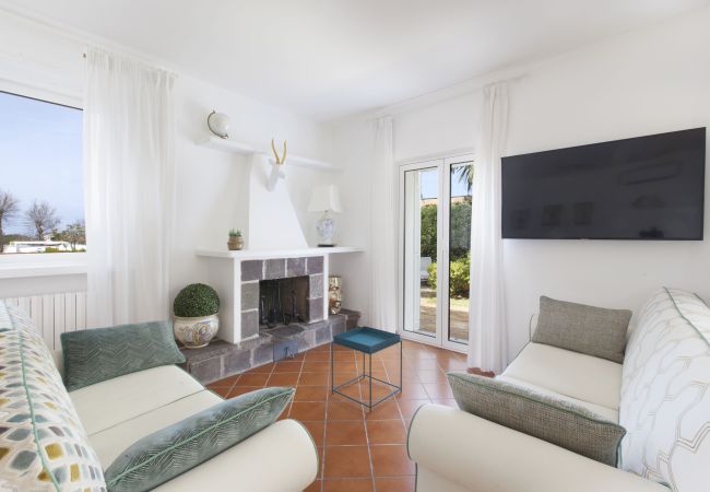 Villa in Massa Lubrense - AMORE RENTALS - Resort Ravenna with Swimming Pool, Hot Tubs, Terraces, Ideal for Events Villa in Massa Lubrense - AMORE RENTALS - Resort Ravenna with Swimming Pool, Hot Tubs, Terraces, Ideal for Events