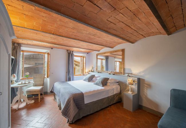 Villa in Greve in Chianti - AMORE RENTALS - Villa Eros with Swimming Pool, SPA, Ideal for Groups Villa in Greve in Chianti - AMORE RENTALS - Villa Eros with Swimming Pool, SPA, Ideal for Groups