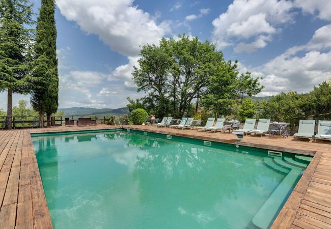 Villa in Greve in Chianti - AMORE RENTALS - Villa Eros with Swimming Pool, SPA, Ideal for Groups Villa in Greve in Chianti - AMORE RENTALS - Villa Eros with Swimming Pool, SPA, Ideal for Groups