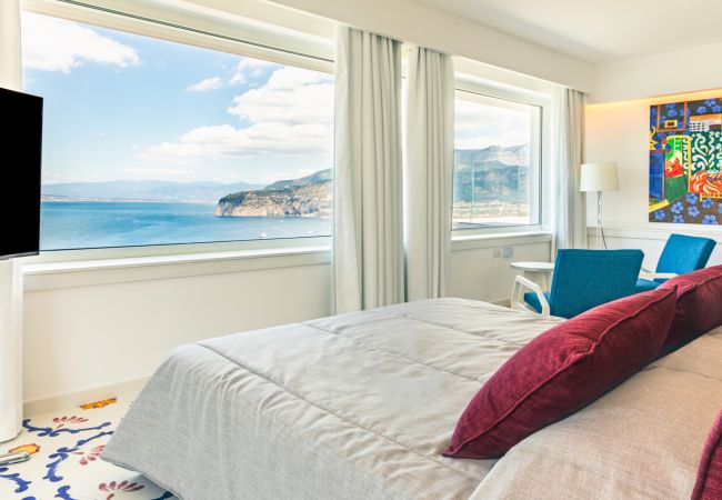 Villa in Sorrento - AMORE RENTALS- Villa Sacco with Private Swimming Pools, Sea View, Ideal for a Luxury Holiday Villa in Sorrento - AMORE RENTALS- Villa Sacco with Private Swimming Pools, Sea View, Ideal for a Luxury Holiday
