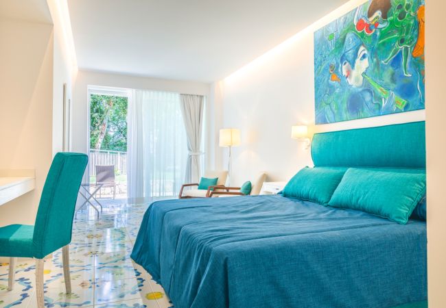 Villa in Sorrento - AMORE RENTALS- Villa Sacco with Private Swimming Pools, Sea View, Ideal for a Luxury Holiday Villa in Sorrento - AMORE RENTALS- Villa Sacco with Private Swimming Pools, Sea View, Ideal for a Luxury Holiday