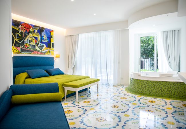 Villa in Sorrento - AMORE RENTALS- Villa Sacco with Private Swimming Pools, Sea View, Ideal for a Luxury Holiday Villa in Sorrento - AMORE RENTALS- Villa Sacco with Private Swimming Pools, Sea View, Ideal for a Luxury Holiday