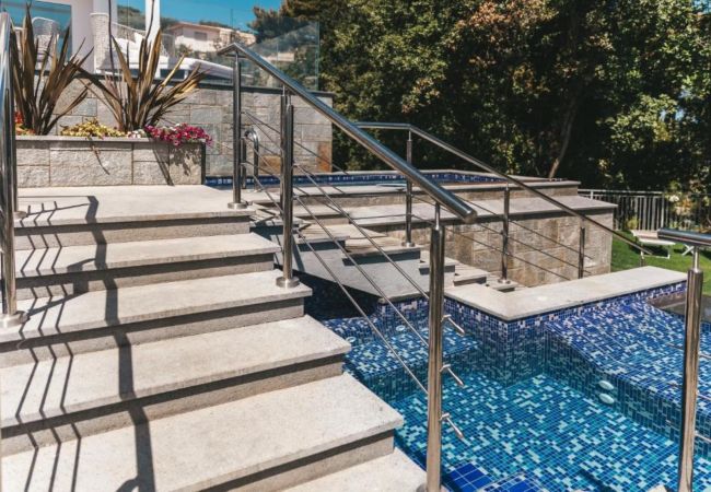 Villa in Sorrento - AMORE RENTALS- Villa Sacco with Private Swimming Pools, Sea View, Ideal for a Luxury Holiday Villa in Sorrento - AMORE RENTALS- Villa Sacco with Private Swimming Pools, Sea View, Ideal for a Luxury Holiday