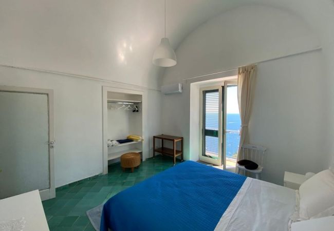 House in Positano - AMORE RENTALS - Casa Laura with Sea View Terrace House in Positano - AMORE RENTALS - Casa Laura with Sea View Terrace