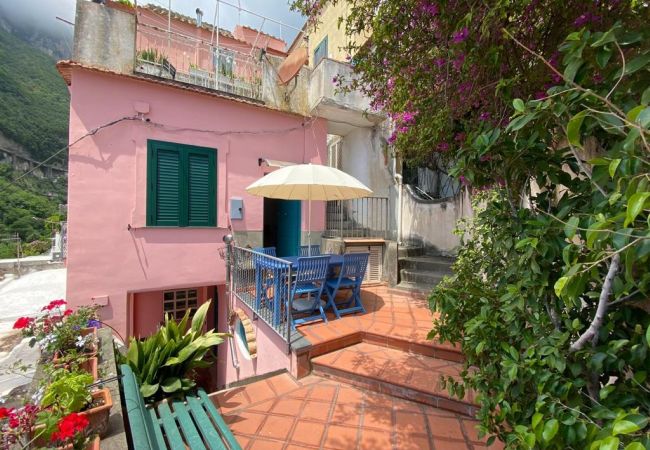 House in Positano - AMORE RENTALS - Casa Laura with Sea View Terrace