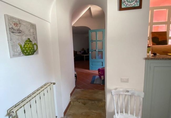 House in Positano - AMORE RENTALS - Casa Laura with Sea View Terrace