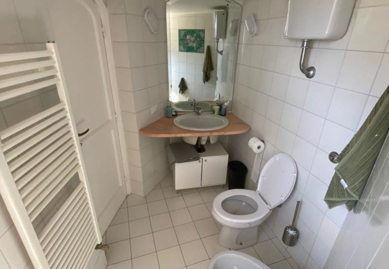 House in Positano - AMORE RENTALS - Casa Laura with Sea View Terrace