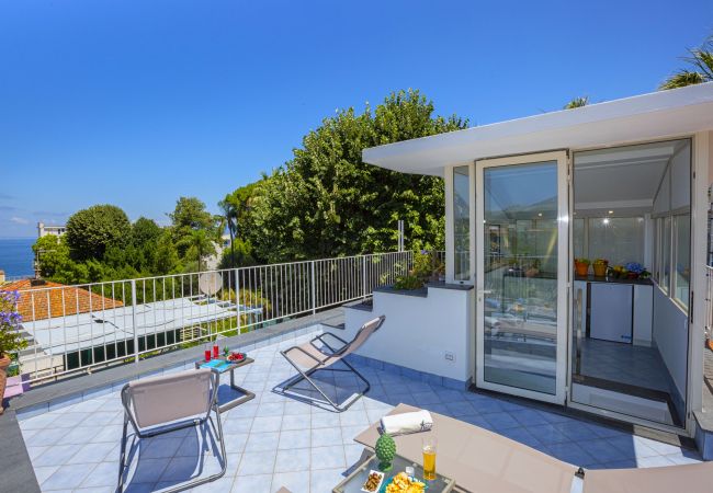 Villa in Sorrento - AMORE RENTALS - Villa Flavia with Private SPA, Terraces, Sea View