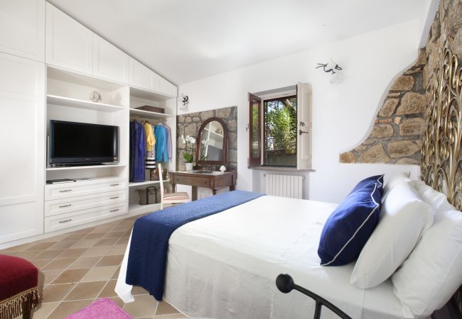 House in Sorrento - AMORE RENTALS - Casa I Giardini di Sorrento with Swimming Pool, Sauna, Sea View House in Sorrento - AMORE RENTALS - Casa I Giardini di Sorrento with Swimming Pool, Sauna, Sea View