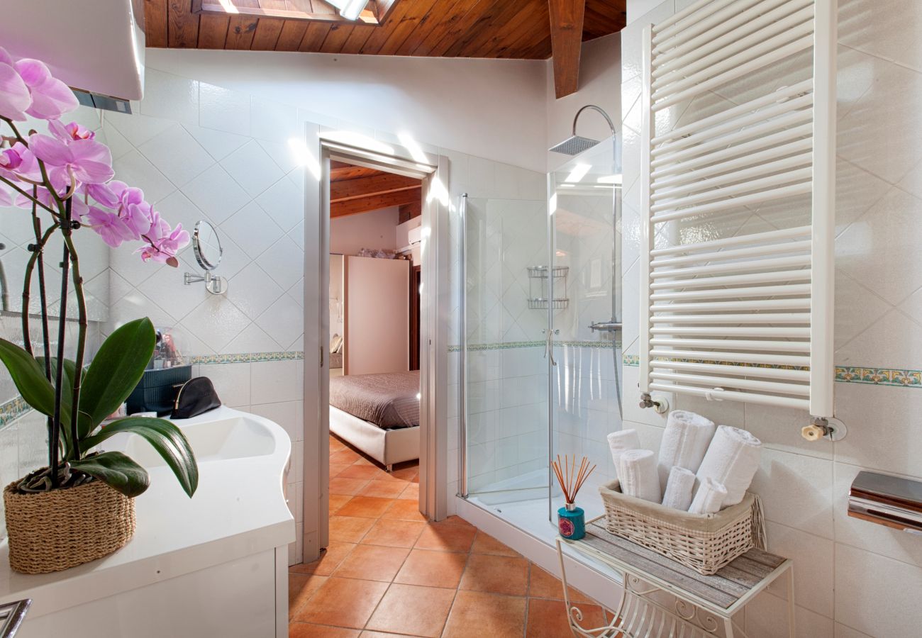 Apartment in Sorrento - AMORE RENTALS - Apartment Terrazza Tasso with Private Garden, External Private Hot Tub in Piazza Tasso