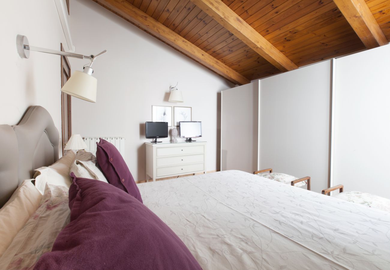 Apartment in Sorrento - AMORE RENTALS - Apartment Terrazza Tasso with Private Garden, External Private Hot Tub in Piazza Tasso