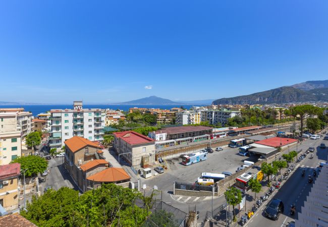 Apartment in Sorrento - AMORE RENTALS - Appartamento Cielomare with Sea View and Balcony Apartment in Sorrento - AMORE RENTALS - Appartamento Cielomare with Sea View and Balcony