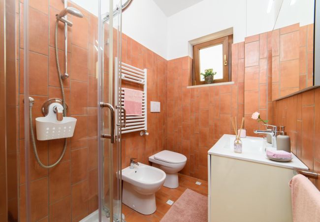 Apartment in Sorrento - AMORE RENTALS - Appartamento Sally with Terrace and Partial Sea View Apartment in Sorrento - AMORE RENTALS - Appartamento Sally with Terrace and Partial Sea View