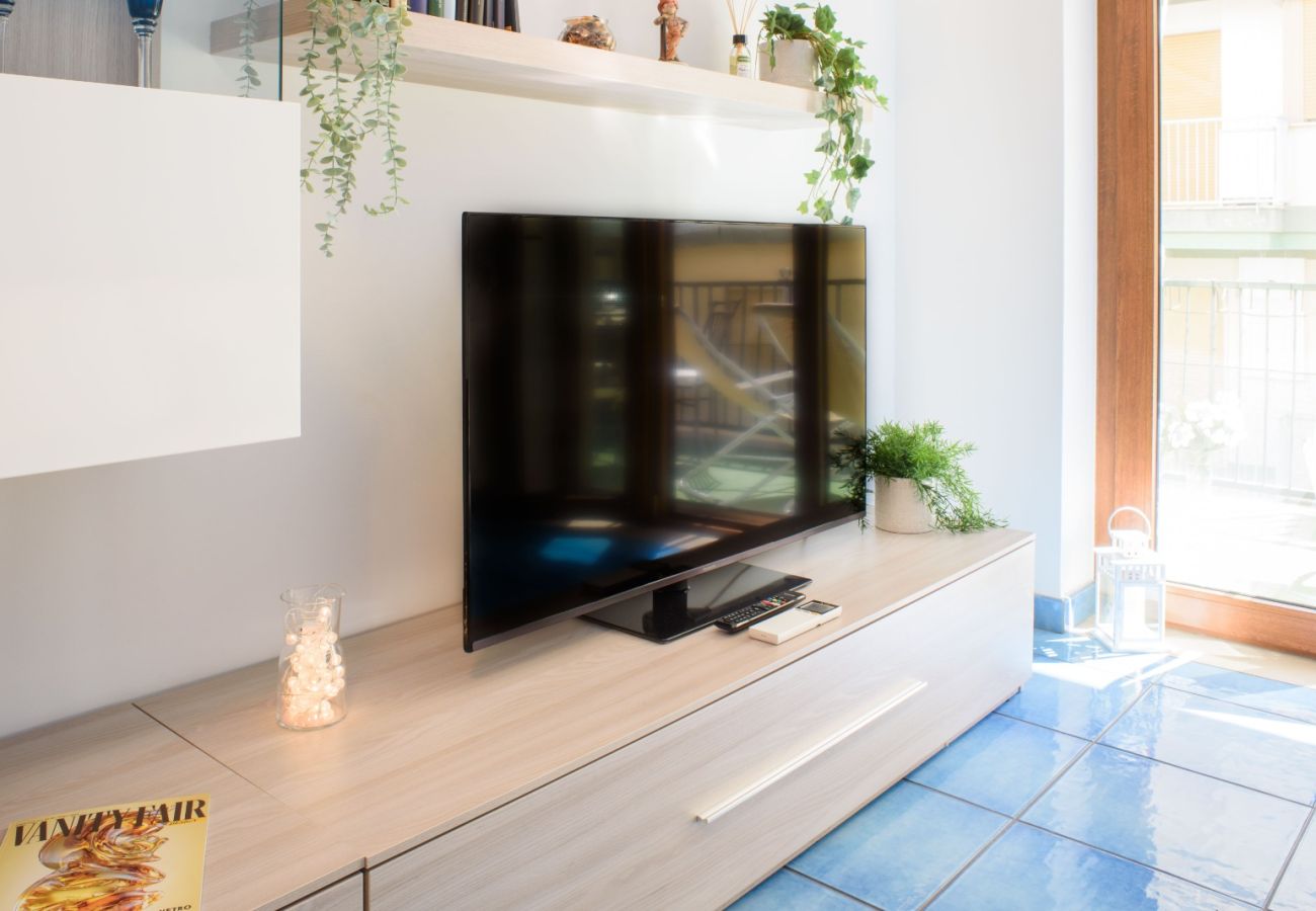 Apartment in Sorrento - AMORE RENTALS - Appartamento Sally with Terrace and Partial Sea View