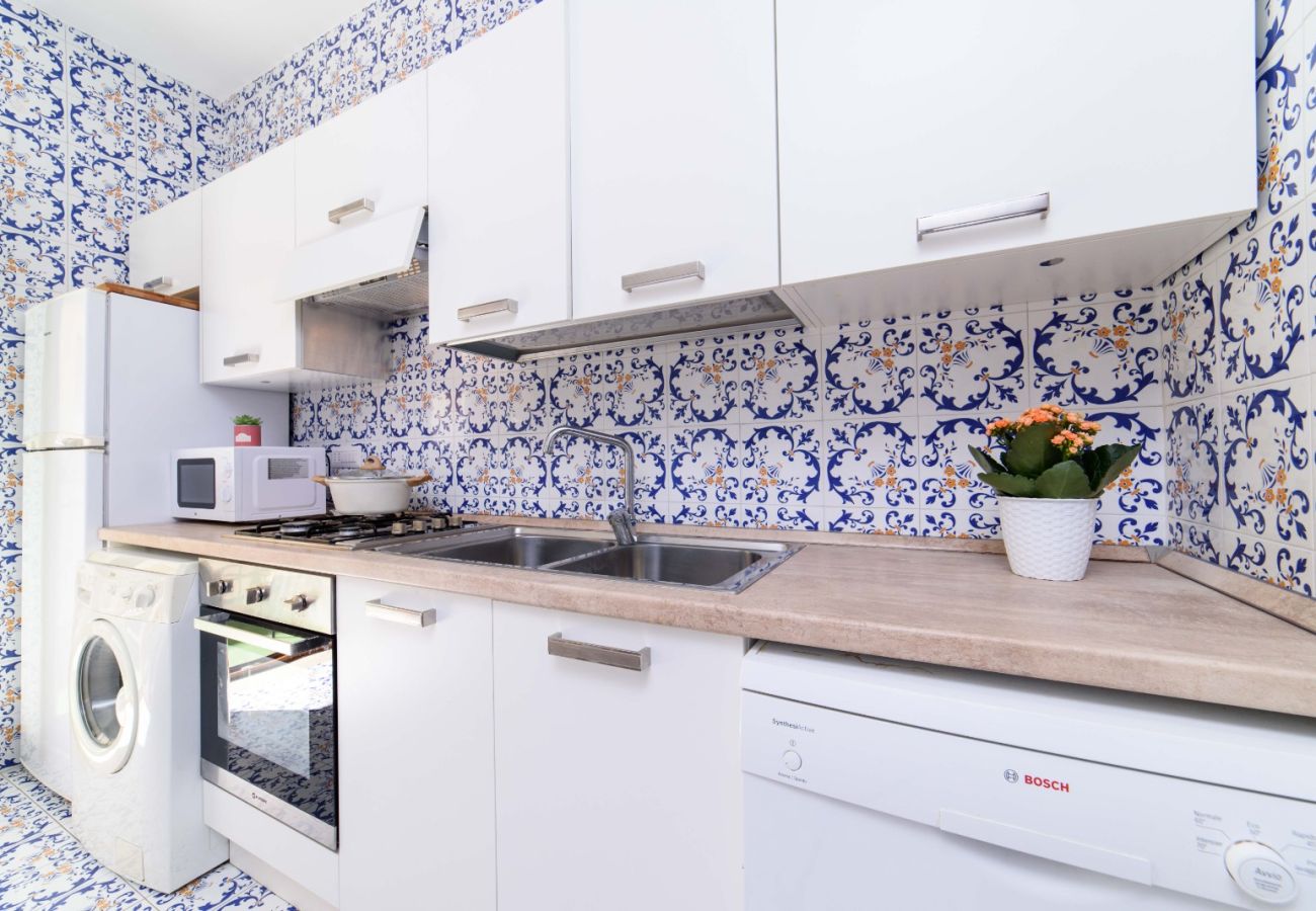Apartment in Sorrento - AMORE RENTALS - Appartamento Sally with Terrace and Partial Sea View