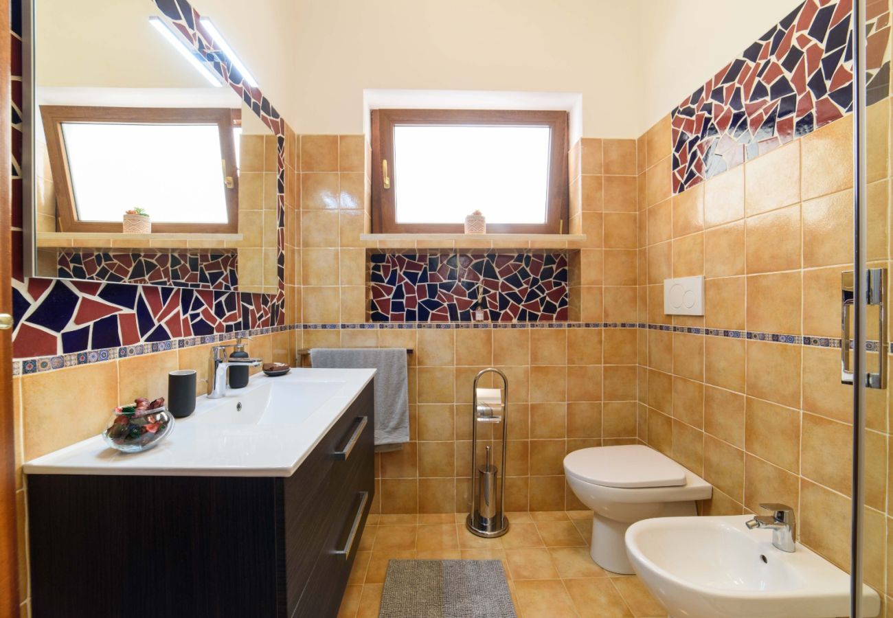 Apartment in Sorrento - AMORE RENTALS - Appartamento Sally with Terrace and Partial Sea View