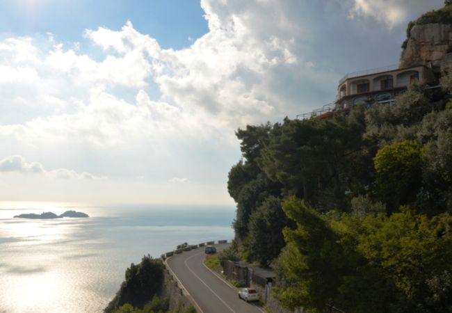 House in Positano - AMORE RENTALS - Villa Vanessa with Private Pool and Sea View