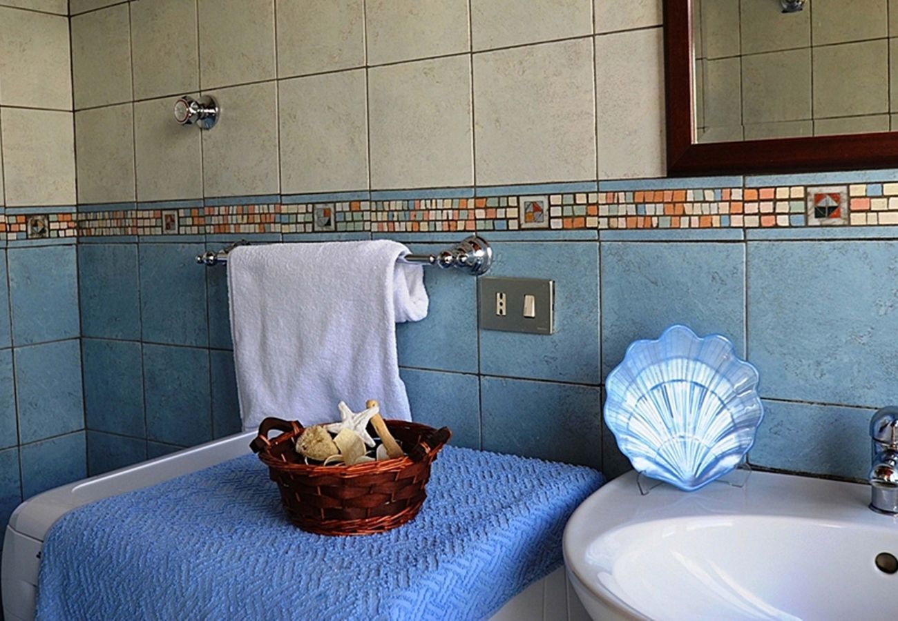 House in Positano - AMORE RENTALS - Villa Vanessa with Private Pool and Sea View