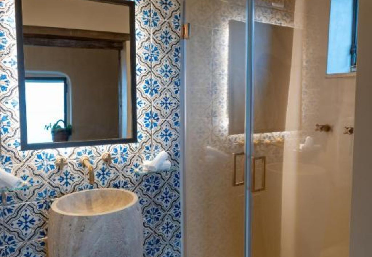 Villa in Amalfi - AMORE RENTALS - Villa Margherita with Sea View and Swimming Pool