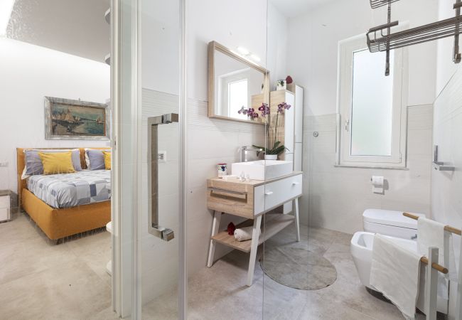 Villa in Massa Lubrense - AMORE RENTALS - Villa Domus Franca with Shared Swimming Pool by the Sea Villa in Massa Lubrense - AMORE RENTALS - Villa Domus Franca with Shared Swimming Pool by the Sea